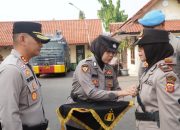 Kapolres Cirebon Kota Pimpin Sertijab Melantik Iptu Erni Suhaeni jad Kasat Binmas dan Ipda Sanusi Mendapat Kenaikan Pangkat Pengabdian