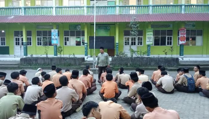 Madrasah Aliyah Putra Yayasan Nurul Hakim Berkomitmen Lahirkan Generasi Berakhlak, Unggul dan Kompetitif