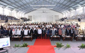 Serahkan Lebih dari 1.000 Sertipikat Tanah Wakaf dalam ICOP 2026, Menteri Nusron Minta Penerima Jadi Pionir Percepatan