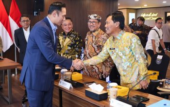 Sinkronisasi Pembangunan Daerah dan Nasional, Wali Kota Hadiri Pertemuan Kunci Bersama dengan Menko AHY