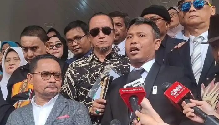 Pengacara Roy Suryo Fokus Siap Bertarung di Pengadilan, Tak Peduli Isu Ijazah Jokowi Disebut Hilang