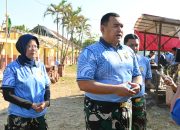 Personel Lanud Sugiri Sukani Gelar Kerja Bakti Massal di SDN Gandawesi 2 Sambut Hari Bakti TNI AU ke-79