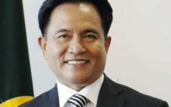 Menafsir Teks, Membaca Realitas: Hermeneutika Kebangsaan dan Demokrasi Teistik