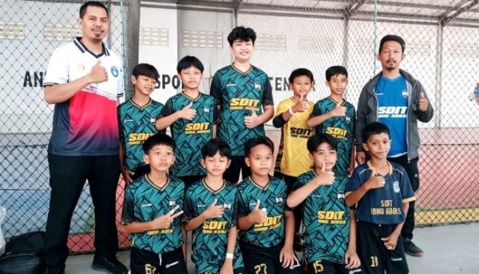 Tim Futsal SDIT Ibnu Abbas Masuk 8 Besar Turnamen Futsal Kecamatan Talun