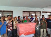 Cirebon Power Peduli Terhadap Nelayan Citemu, Salurkan 80 Coolbox
