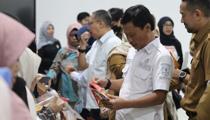 Pemkot Cirebon Dorong UMKM Naik Kelas melalui AKSARA Jabar 2026, Wali Kota: Program AKSARA Dapat Menjadi Model Bisnis Usaha Daerah