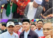 Jokowi dan Kaesang Hadiri Acara Sunat Anak Ustadz Ujang Bustomi di Cirebon