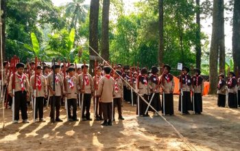 SDIT Ibnu Abbas Talun Tanamkan Pendidikan Karakter Melalui Perkemahan Jumat Sabtu di Alam Terbuka