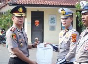 Polres Cirebon Kota Berikan Penghargaan Kepada 5 Personel Berprestasi