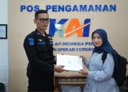 KAI Daop 3 Cirebon Terus Berkomitmen Bagi Pelanggan, Dibuktikan dengan Catat 684 Barang Tertinggal di Kereta Api dan Stasiun Estimasi Nilai Capai Rp702 Juta